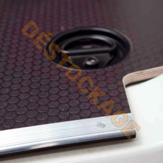 Rutschfester Holzboden für Ford Transit 2013+ L2 mit Vinylboden, Schwellenleisten und Abschlussschalen. Rutschfester Holzboden für Ford Transit 2013+ L2 mit Vinylboden, Schwellenleisten und Abschlussschalen.
