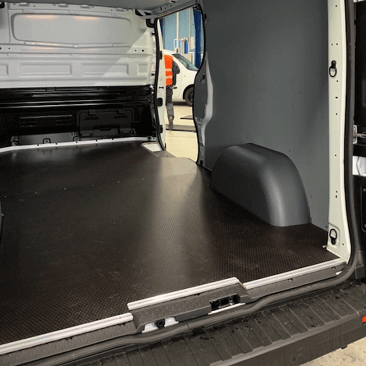 Kit habillage bois complet pour Renault Trafic 2014+ avec protection des passages de roue thermoformés en PEDH