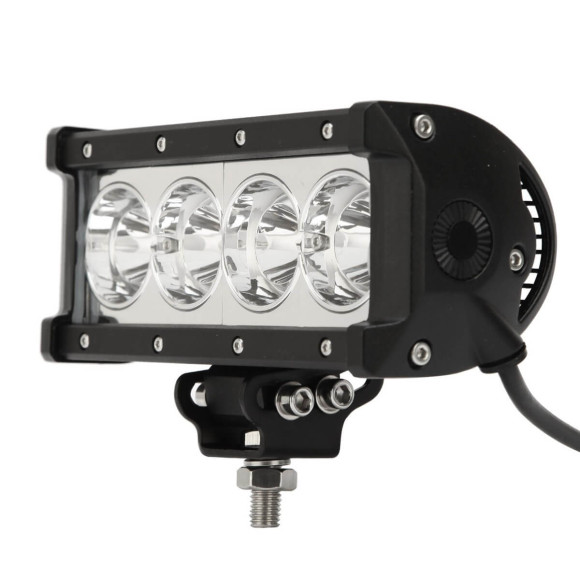 Phare de travail LED orientable et compact Phare de travail LED orientable et compact