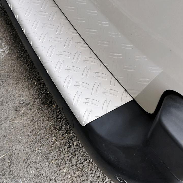 Aluminium-Ladekantensch,utz für Volkswagen Caddy 5 2021+ - an einem anderen Fahrzeug montiert